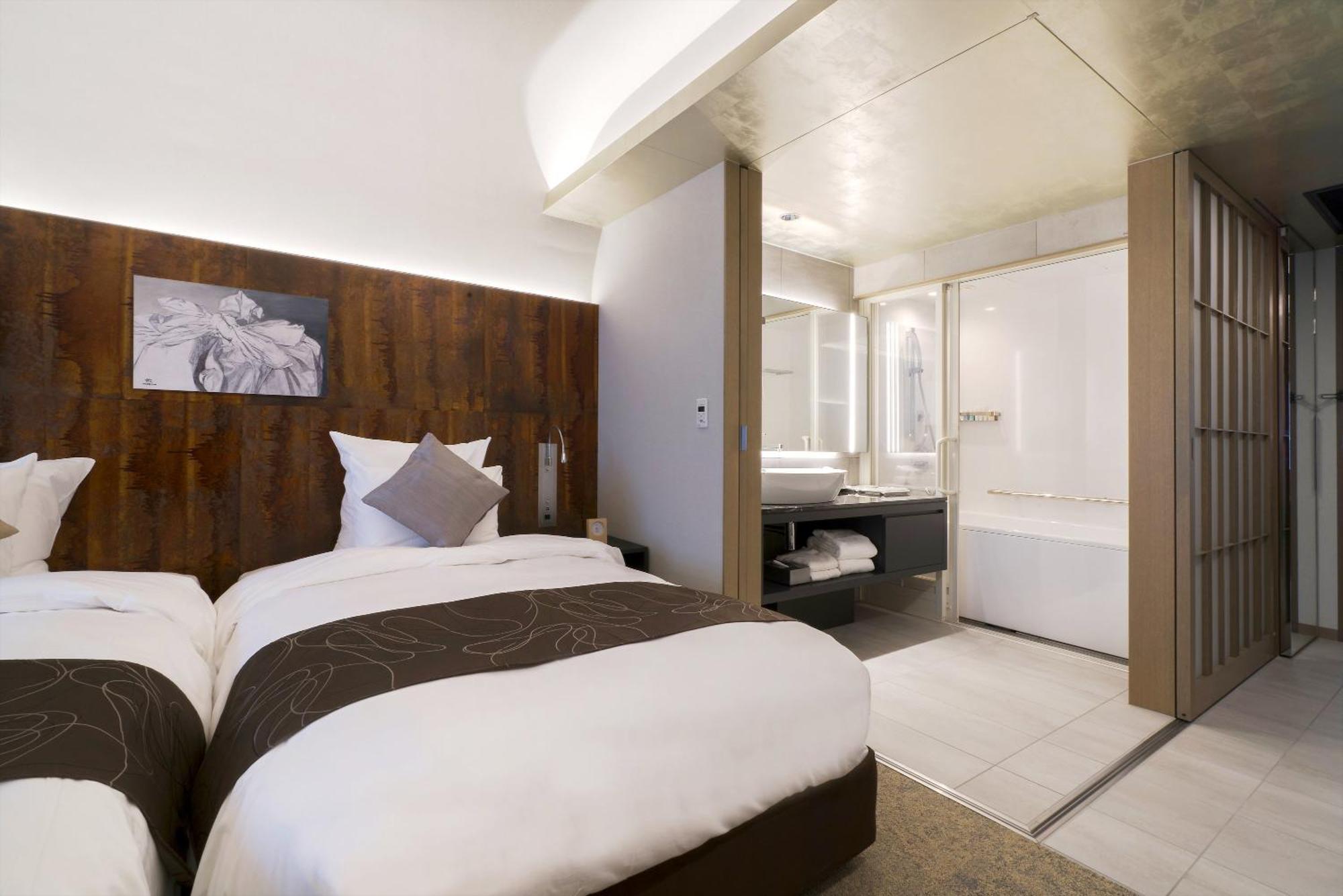Hotel Ana Crowne Plaza By Ihg 4*